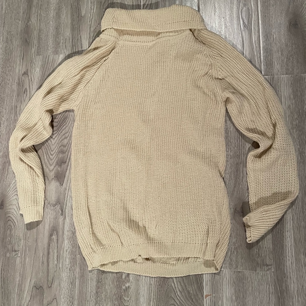 Cream-stone colour sweater dress with big collar